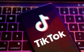 TikTok returns to Apple and Google app stores